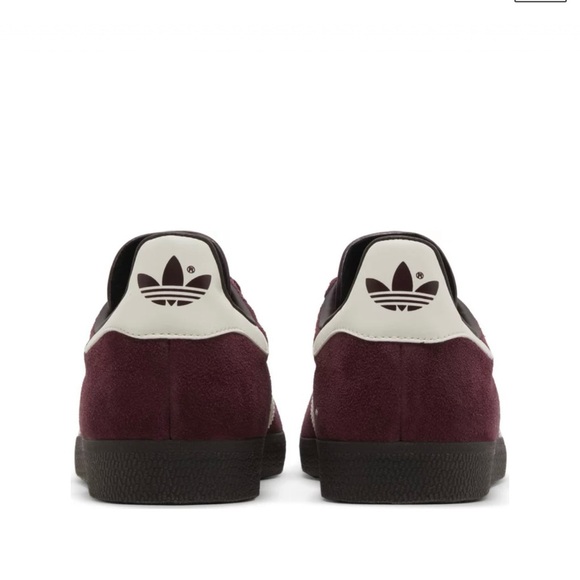 Adidas maroon size 8.5 new